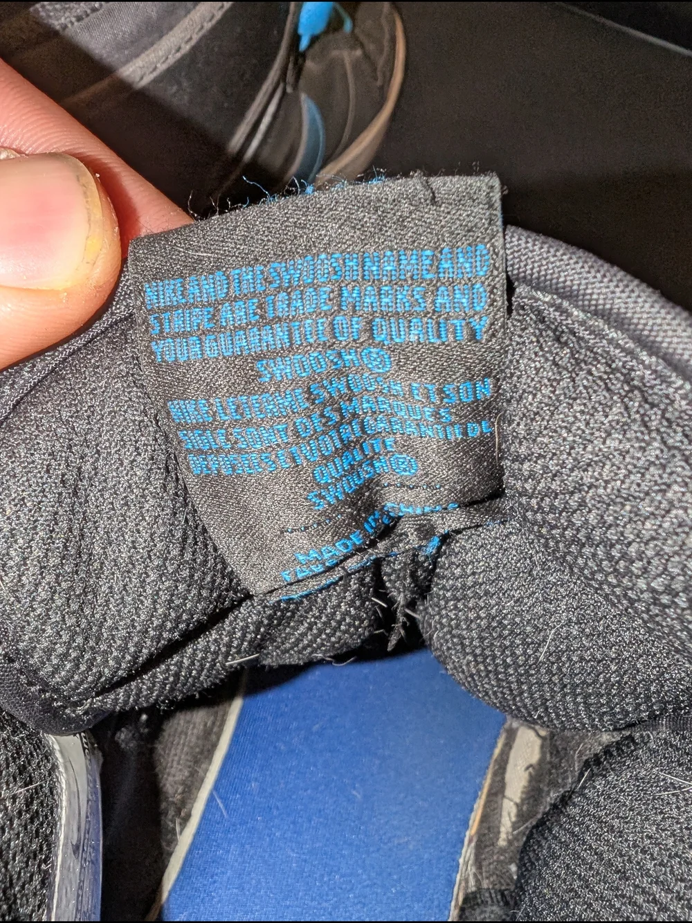 Nike Men’s High-Top Sneakers in Black with Blue Accents - Picture 4 of 4